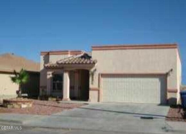 Photo - 223 Gonzales St