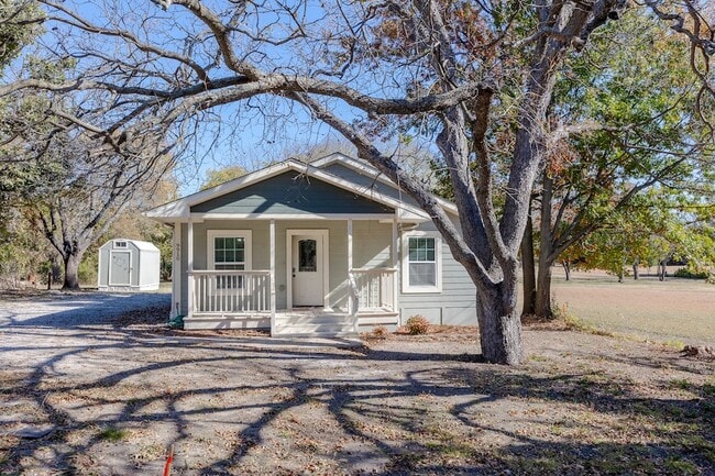 Building Photo - 9910 Dalrock Rd