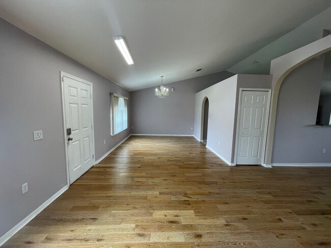 Photo - Great Home Great Location - 4 br 2 1/2 bath