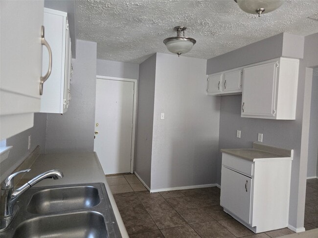 Photo - 6515 Bazel Brook Dr