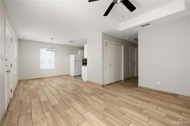 Photo - 826 S Missouri St