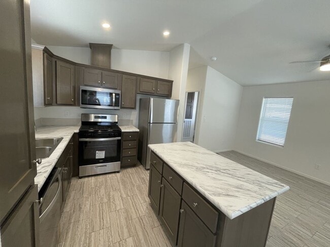 2401 W Southern Ave