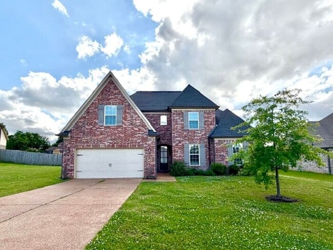 Building Photo - Open House! Now Leasing a 5 Bedroom 3 Bath Home In Olive Branch At Stateline