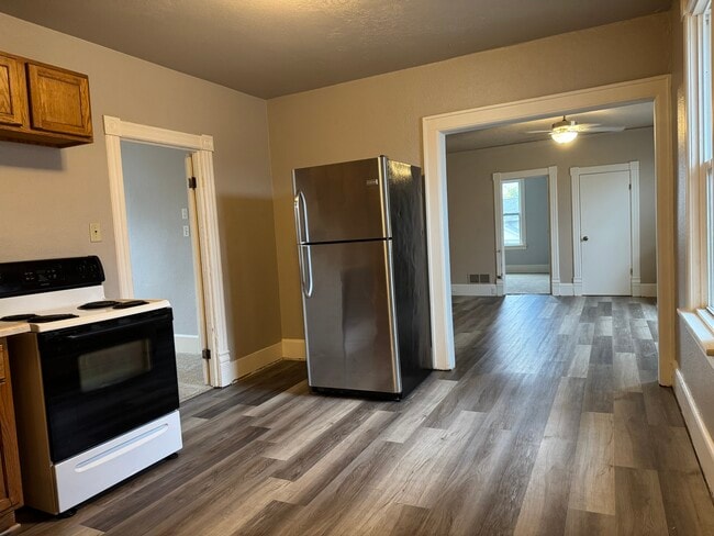 Building Photo - 1413 Jefferson Ave Unit 1415 Jefferson Ave