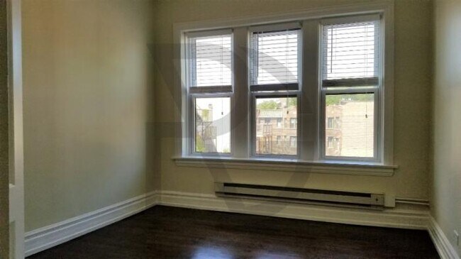 Photo - 2 bedroom in CHICAGO IL 60613 Unidad 3815-1W