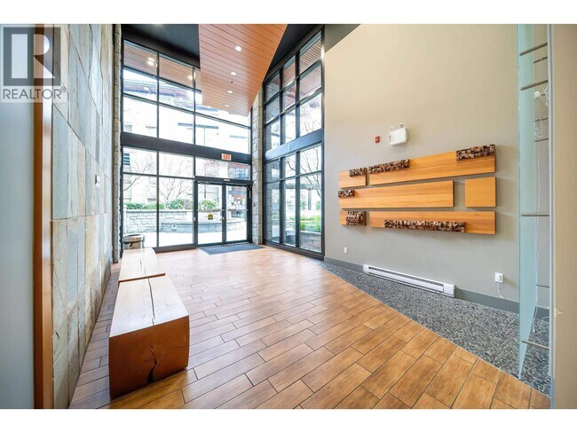 Photo - 5777 Birney Ave Unité 224