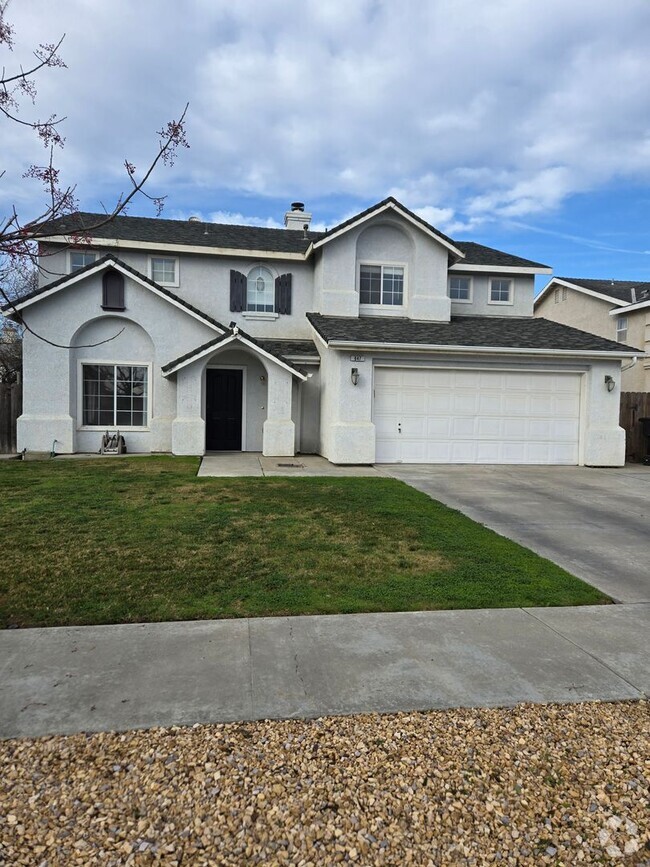 Building Photo - 3 Bedroom home