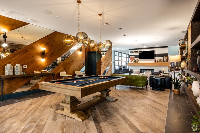 Club Lounge