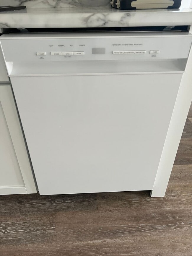 Photo - 915 Genrich St Unit 4