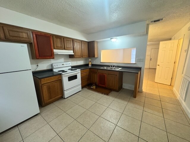 Photo - 10821 Roger Dr Unidad A