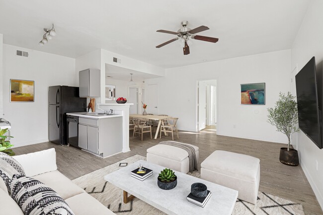 Photo - Huntington Meadows