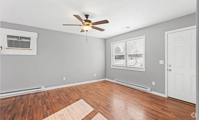 Building Photo - 1045 Greenway Dr Rental