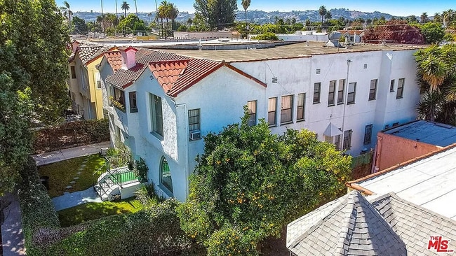 Photo - 2807 Hillcrest Dr Unit 4