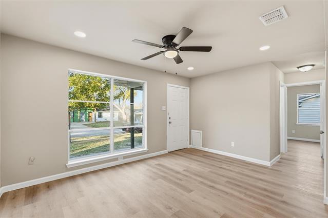 Photo - 1118 Richard Dr