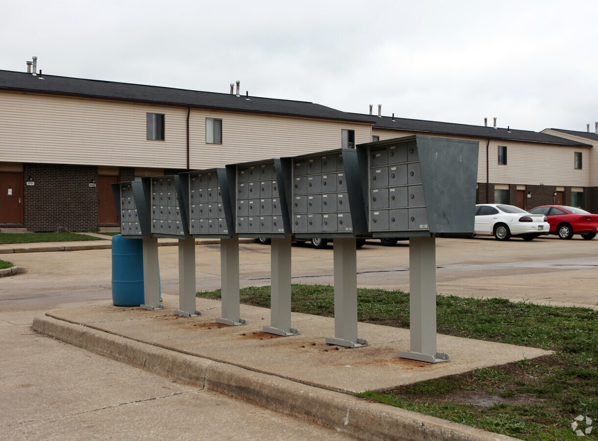 Photo - Summit Gardens