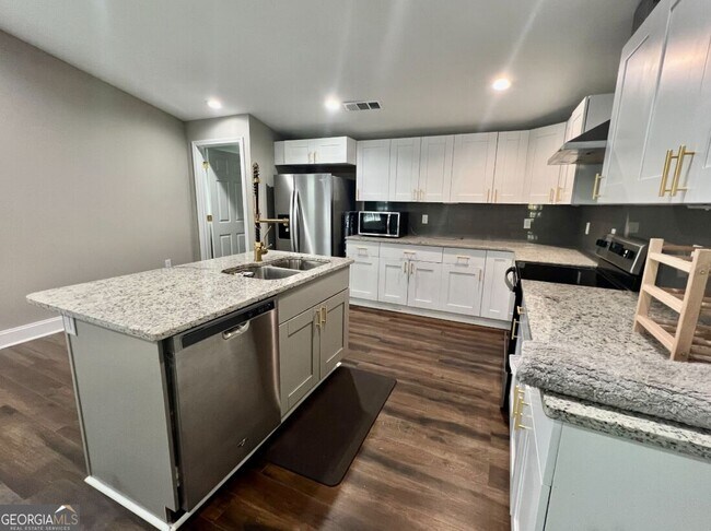 Photo - 2752 Santa Barbara Dr NW