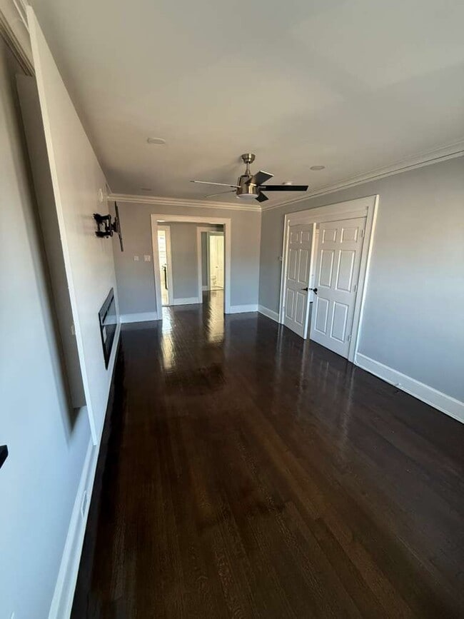 Photo - 216 Orange Ave Unit Right