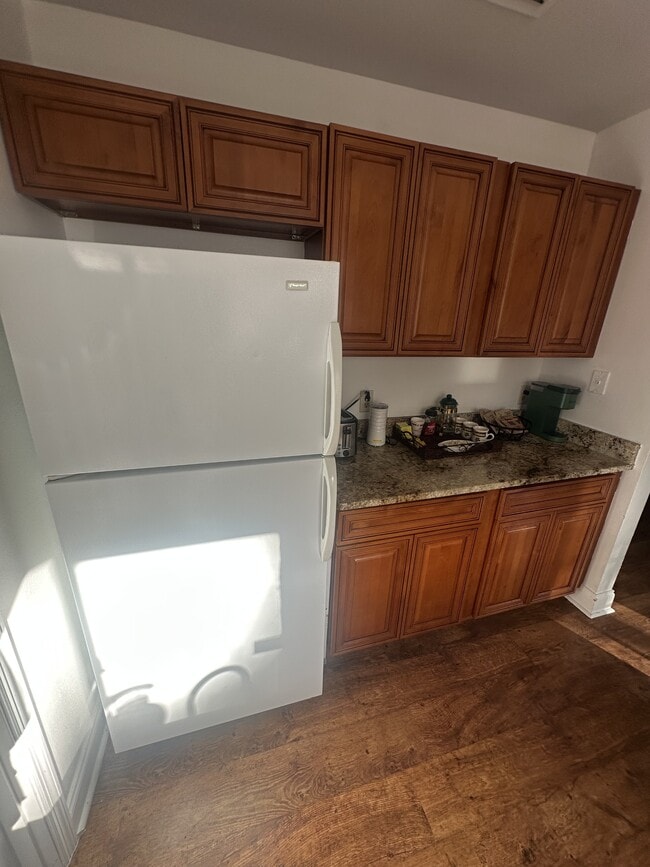 Photo - 381 S Cobble Ct