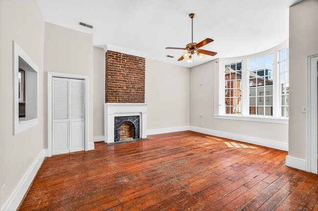 Photo - Prime Downtown Living on King Street