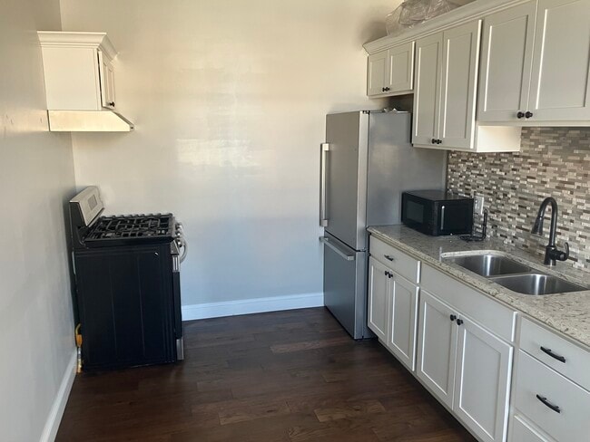 Photo - 118 E Sandusky St Unit 1