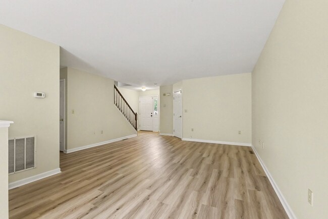 Photo - 7225 Capital Dr