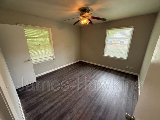 Photo - 3554 Cambridge Rd