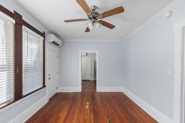 Photo - 532 Fleming St