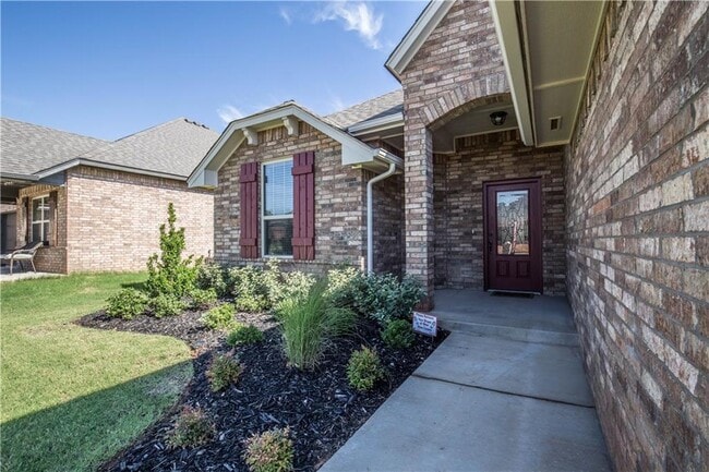 Photo - 8701 SW 66th Pl