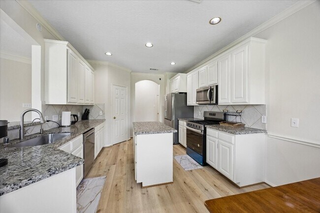 Photo - 1810 Freedom Tree Ct