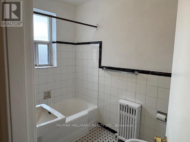 Photo - 11 Anglesey Blvd