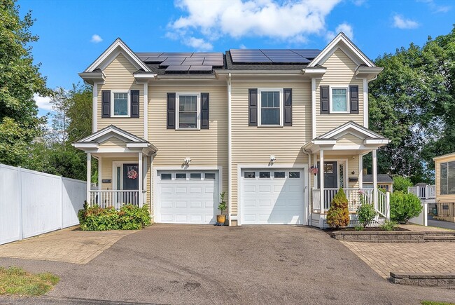 Photo - 21 Crescent Rd Townhome