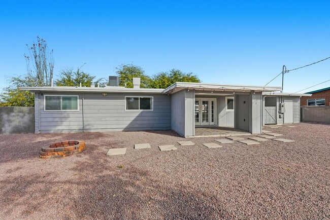 Photo - Spacious 3-Bed, 2-Bath East Tucson Home with Large Yard & Open Layout