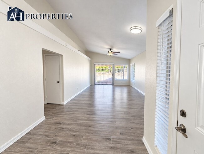 Photo - 7516 W Tonto Dr