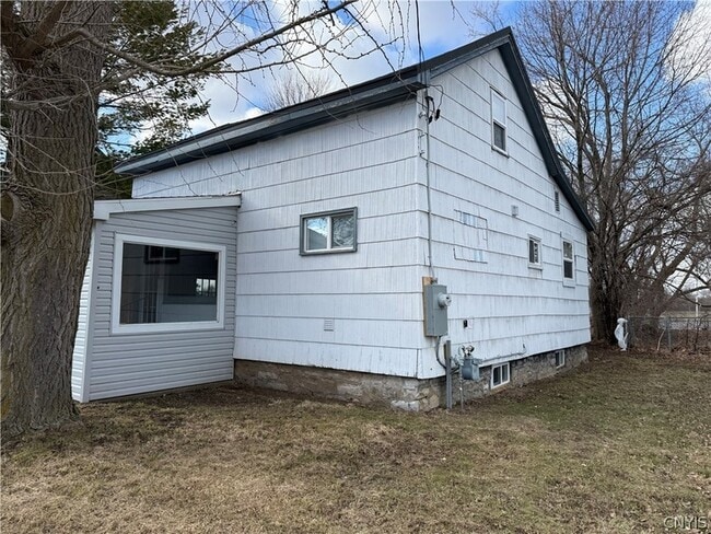 Photo - 215 E Hoard St