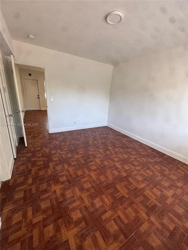 Photo - 505 NE 82nd St Unit 10