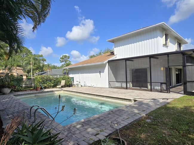 Building Photo - 1106 Staghorn St Rental