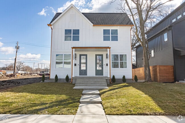 Building Photo - 2053 Columbia Ave Rental