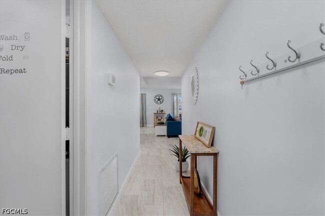 Photo - 108 SE 47th St Unit 102