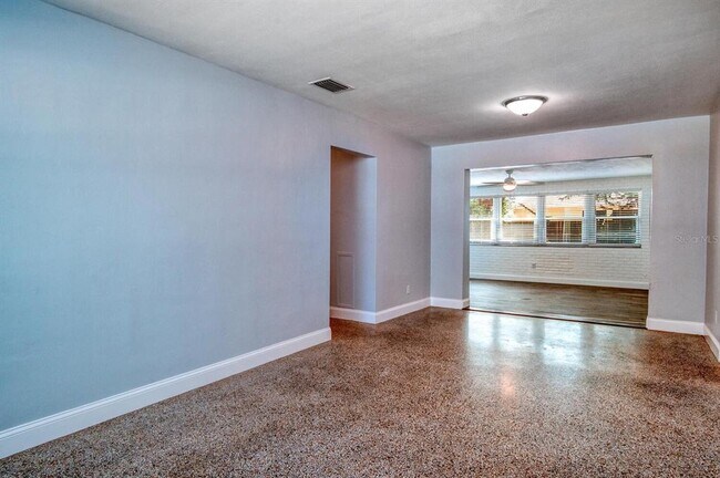 Photo - 4104 W Lawn Ave