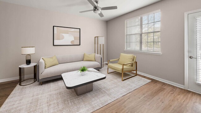 Sala de estar con suelo de superficie dura - Summit Crossing