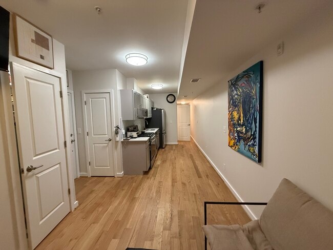 Área de estar/cocina abierta - 2009 Benning Rd NE