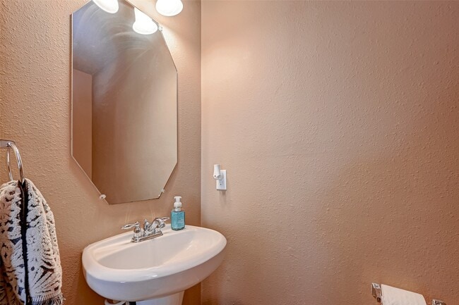Photo - 10826 Aly Trace Ct