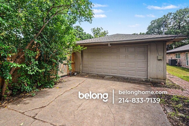 Photo - 8615 Skyline Dr