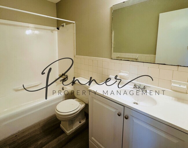 Photo - 213 S Willow Ave