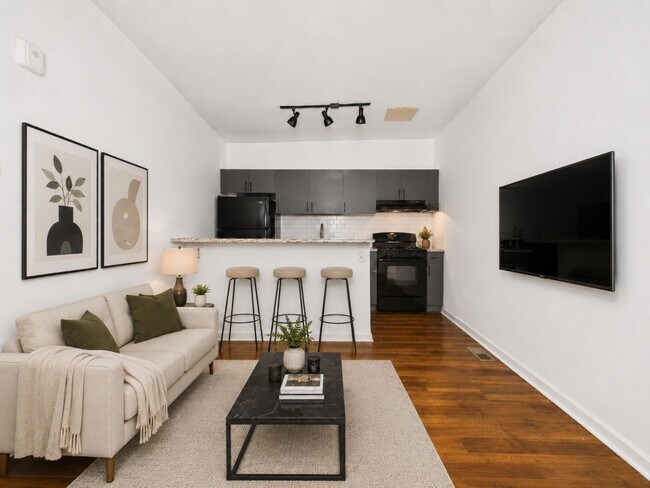 Photo - 2600 E Somerset St Unidad 2