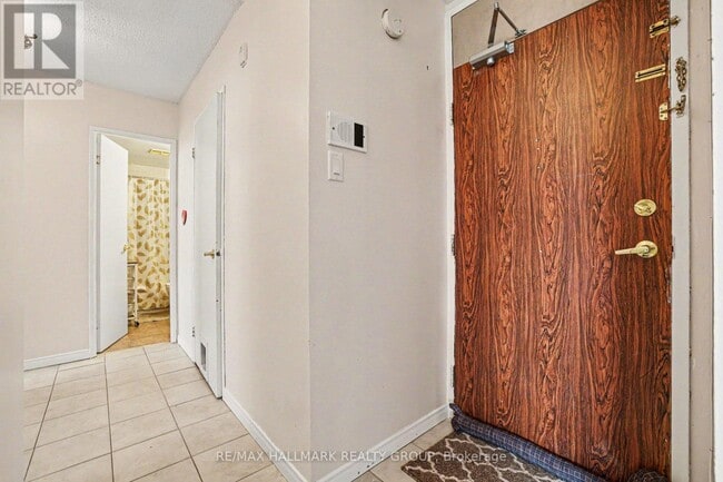 Photo - 2000 Jasmine Crescent Unité 1002