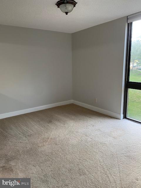 Photo - 2300 Pimmit Dr Unit 204