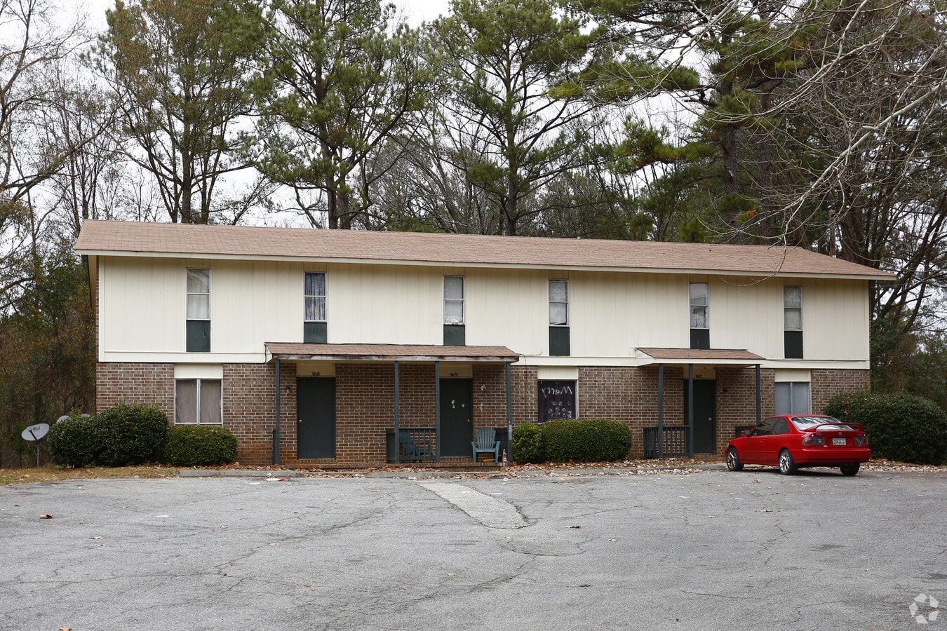 East Ridge Apartments - East Ridge Apartments