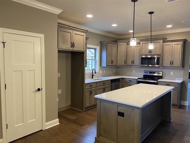 Photo - 527 Cumberland Pointe Ln
