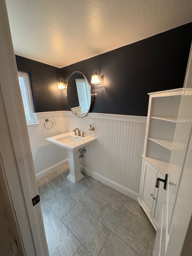 Photo - Los Gatos Family Townhome Ready for Move i...